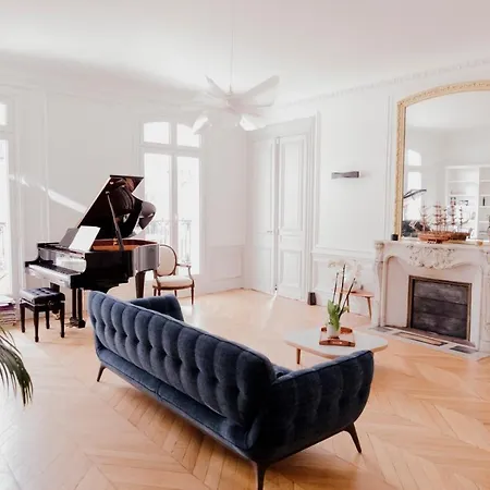 아파트 Luxueux Duplex Elysees 240m2