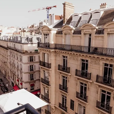 Luxueux Duplex Elysees *